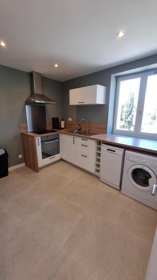 En Plein Coeur De - 55 M2 Renoves - Avec Parking Appartement
