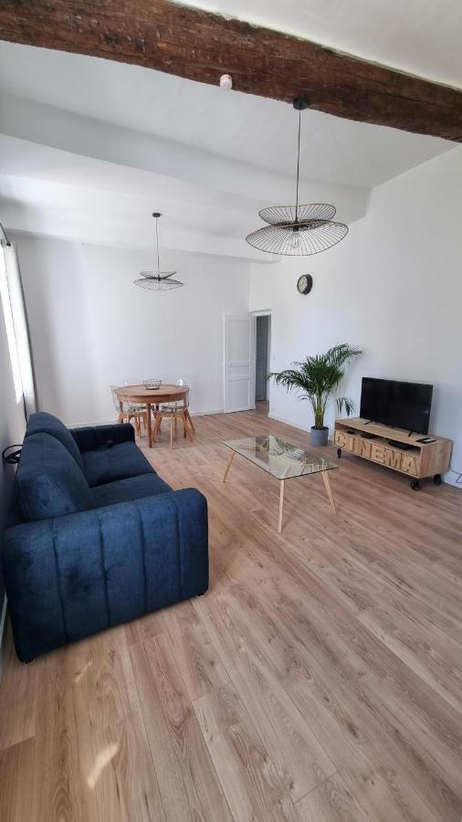 En Plein Coeur De - 55 M2 Renoves - Avec Parking Appartement *