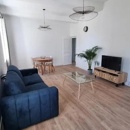 Ferienwohnung En Plein Coeur De Pelissanne - 55 M2 Renoves - Avec Parking Exterior foto