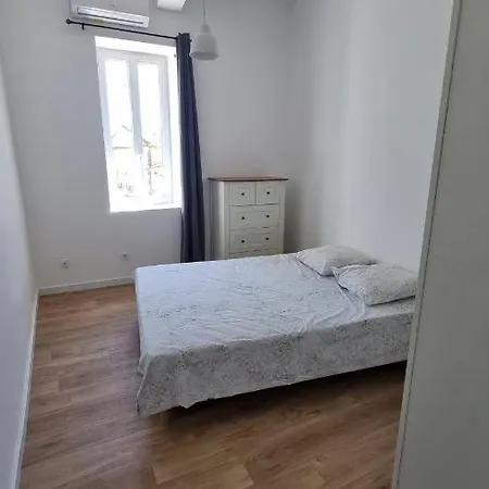Ferienwohnung En Plein Coeur De Pelissanne - 55 M2 Renoves - Avec Parking Exterior foto
