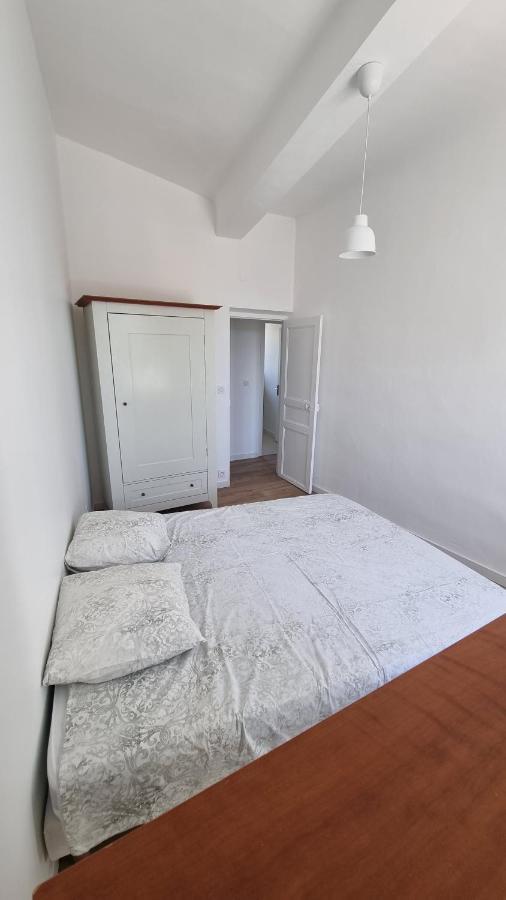 En Plein Coeur De - 55 M2 Renoves - Avec Parking Appartement *